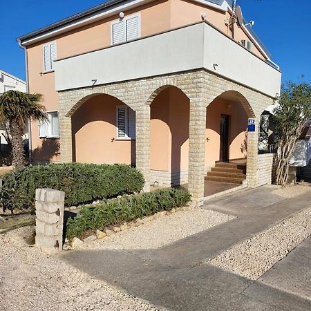 Appartamento House Susec Povljana Esterno foto