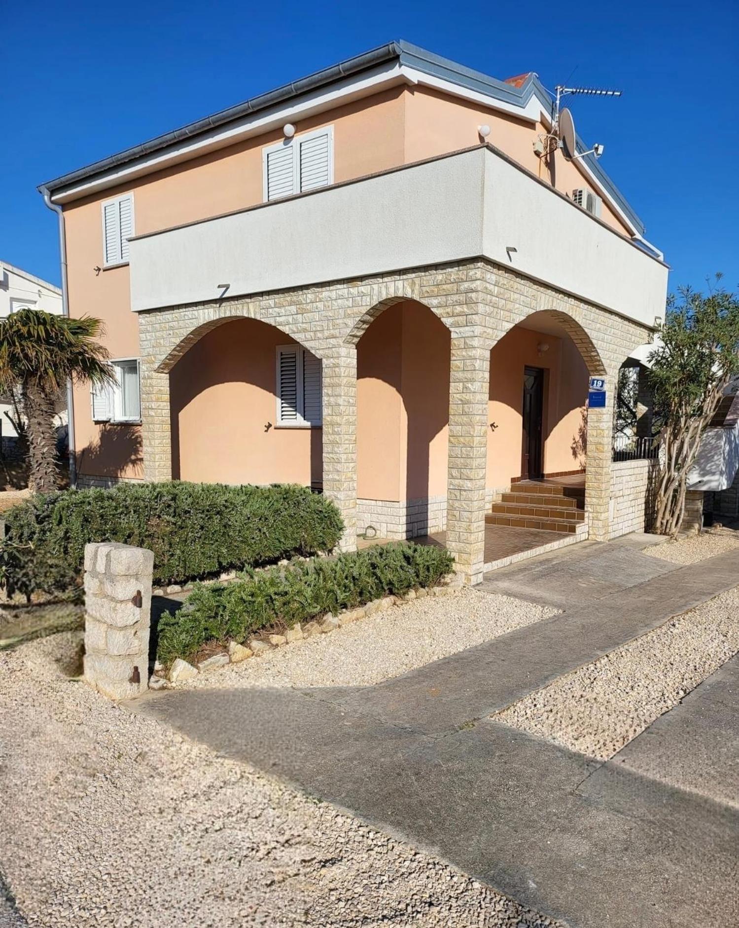 Appartamento House Susec Povljana Esterno foto