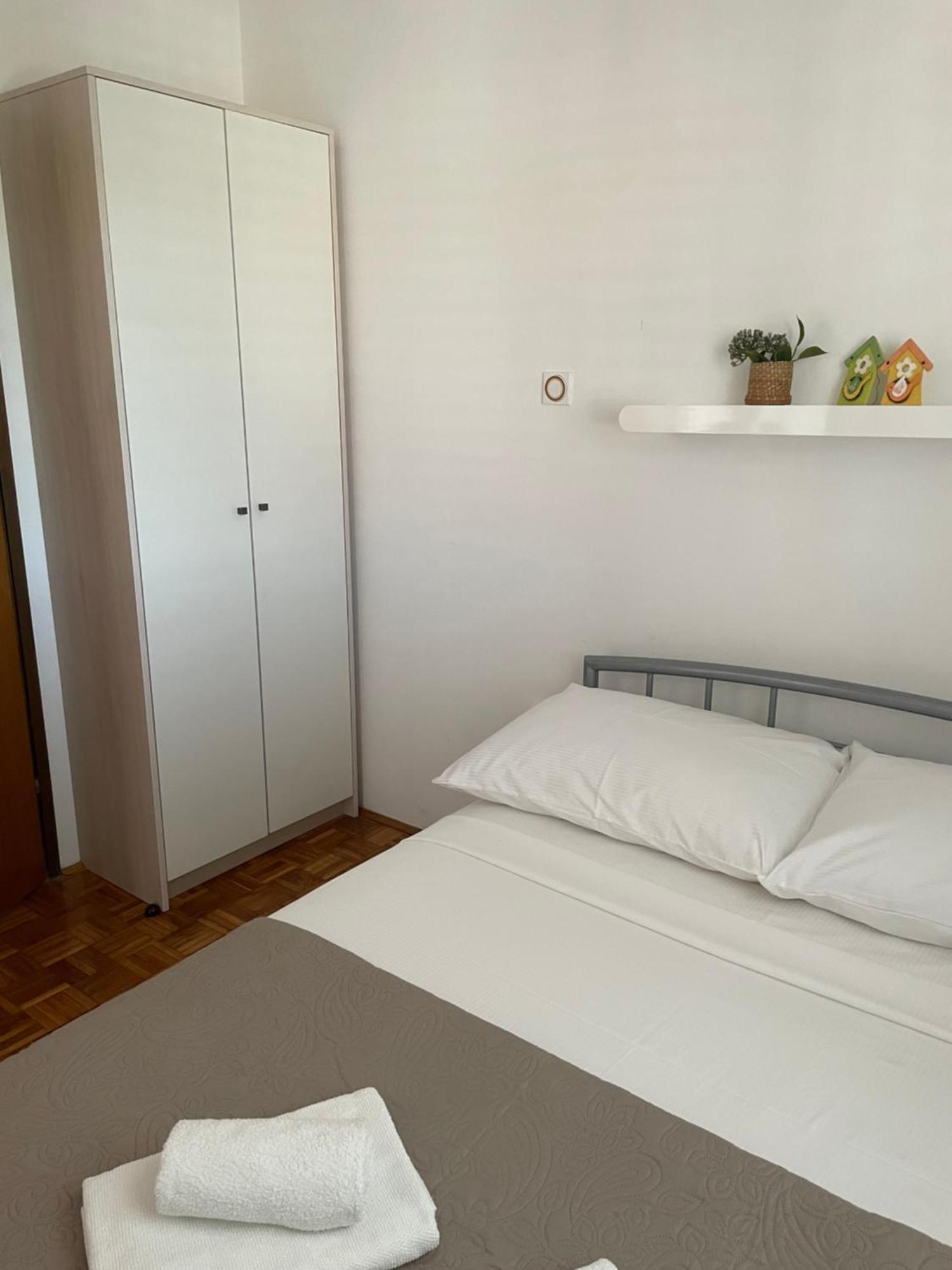 Appartamento House Susec Povljana Esterno foto