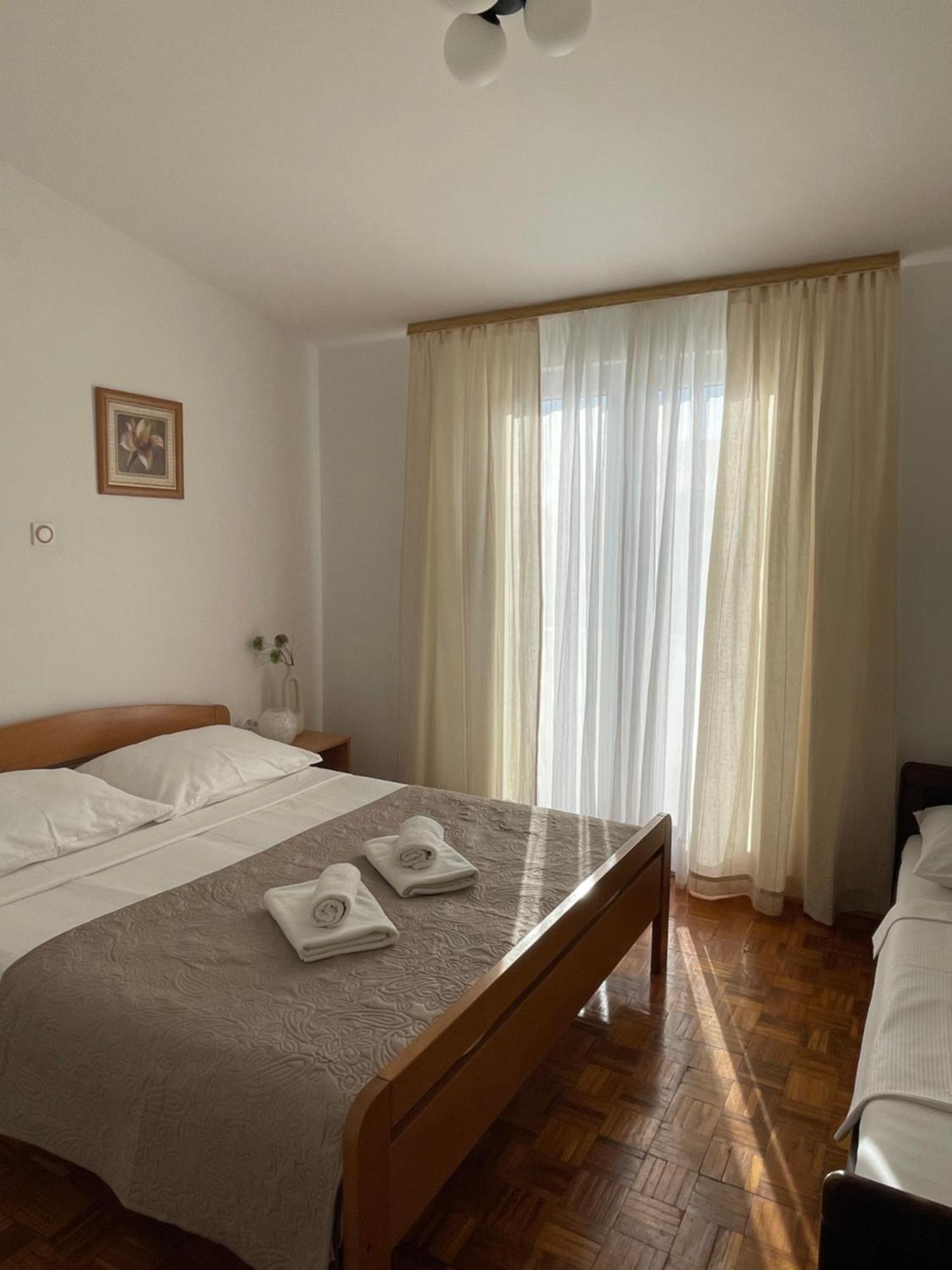 Appartamento House Susec Povljana Esterno foto