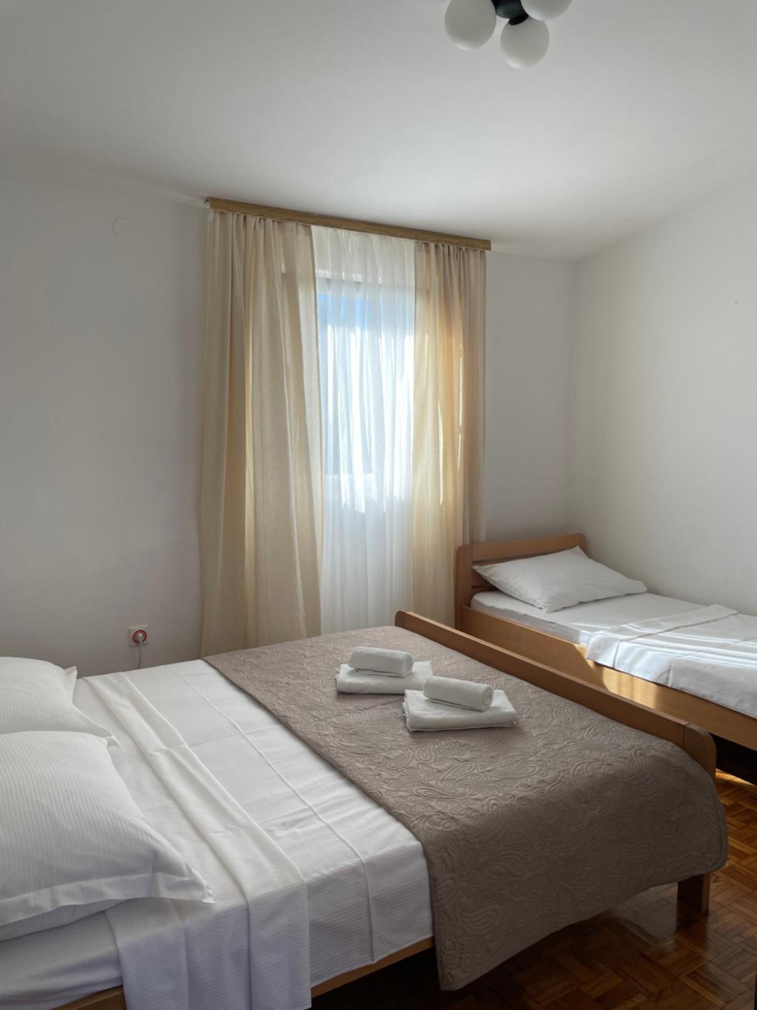 Appartamento House Susec Povljana Esterno foto