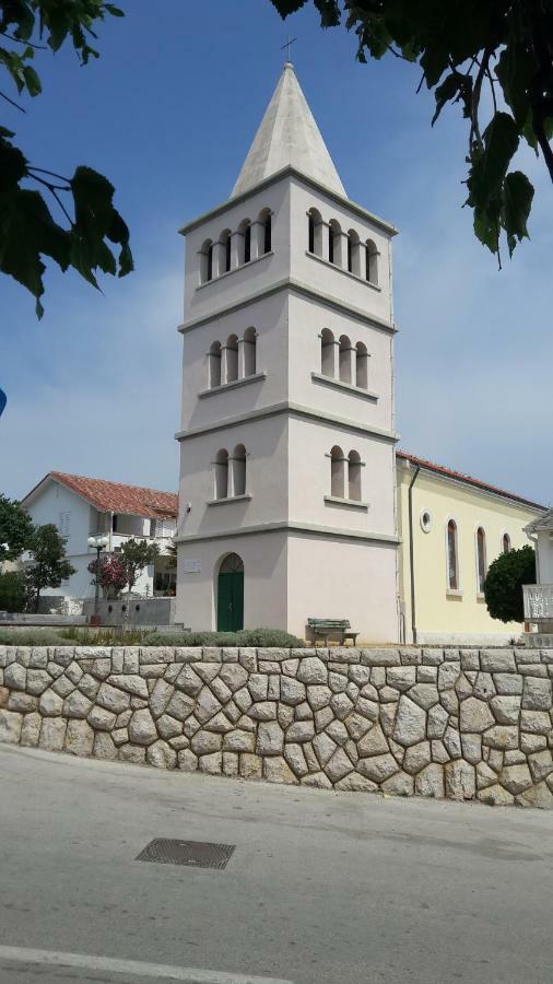 Appartamento House Susec Povljana Esterno foto